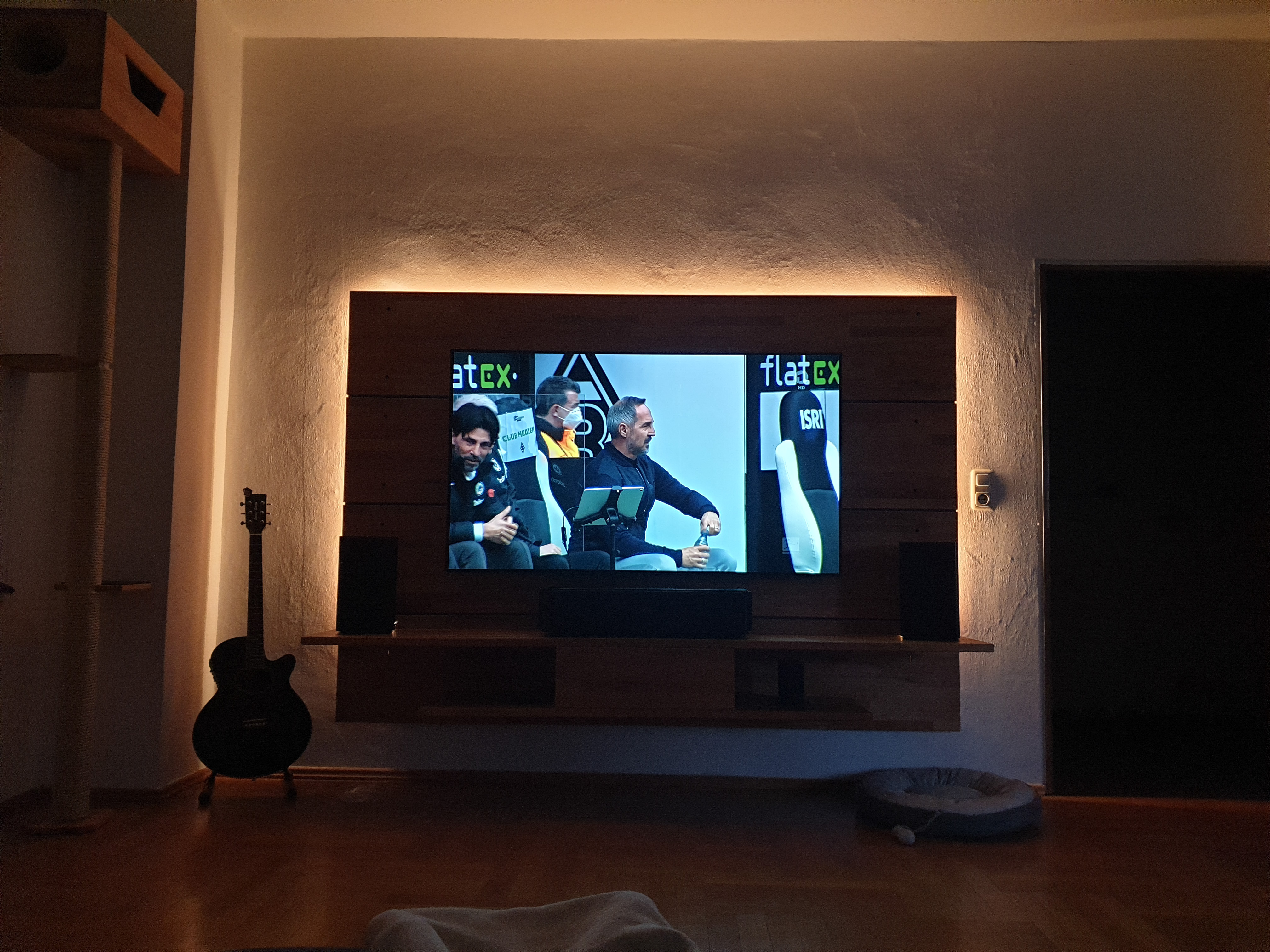 20210403 Fernsehwand 35